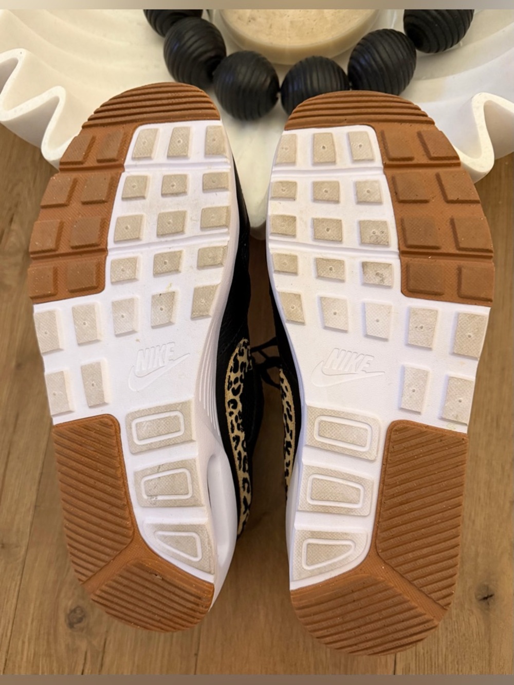 Nike Women's Air Max SC Shoe - Picture 3 of 12